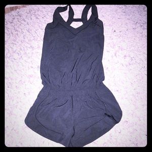 Black lululemon jumper